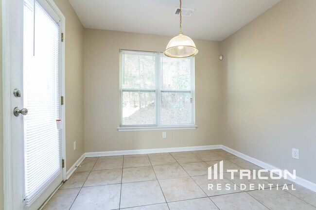 Foto del edificio - 5350 Bridle Point Pkwy