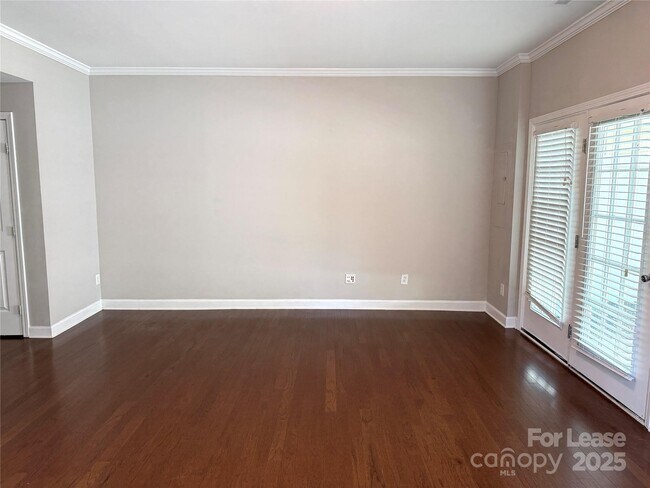 Foto del edificio - 10895 Garden Oaks Ln