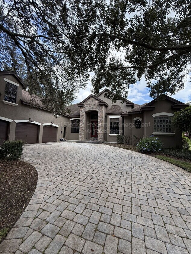 Foto principal - 708 Palenci Ct