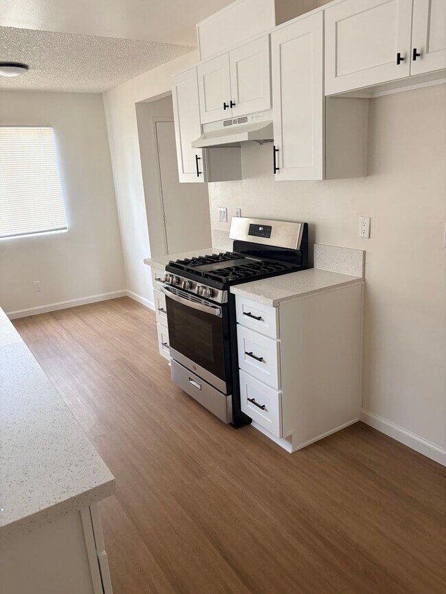 Building Photo - Upgraded 55+ Home in Hemet!!!