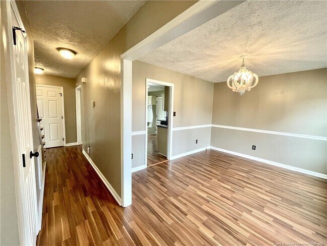Foto del edificio - 4206 Buckhurst Dr