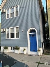 Building Photo - 415-417-417 Hamilton St