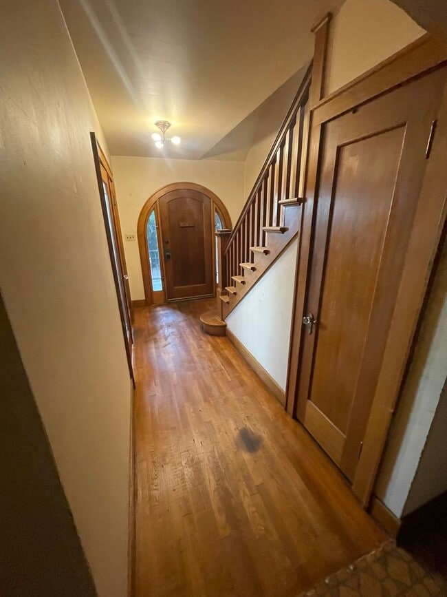 Building Photo - 3950 Northwest Ave