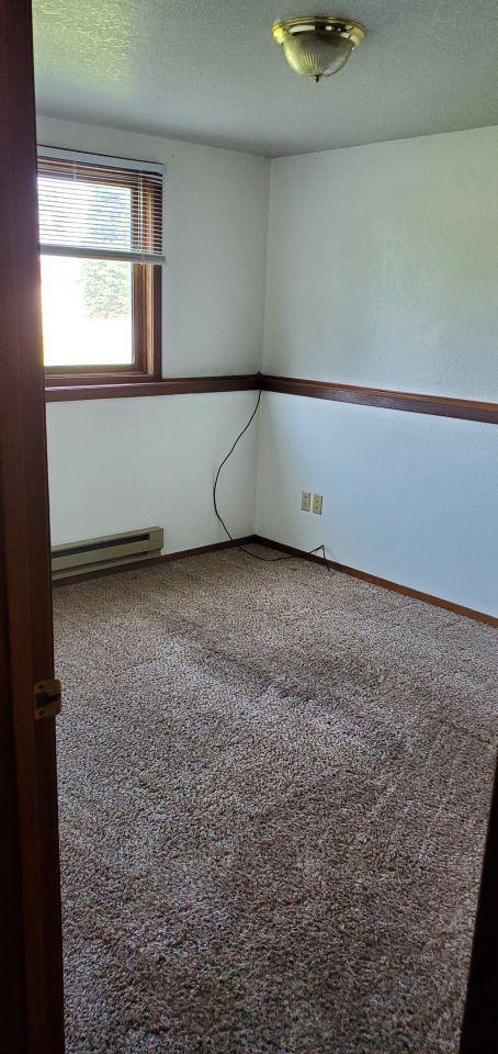 Building Photo - 2 bedroom in Billings MT 59105