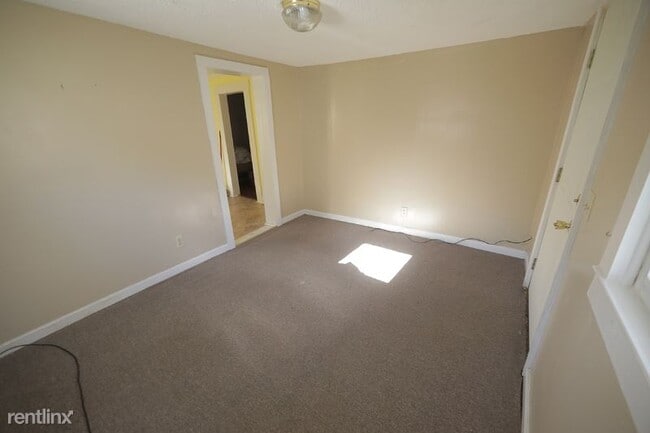 Building Photo - 1 br, 1 bath House - 922 1/2 Jacksonville St