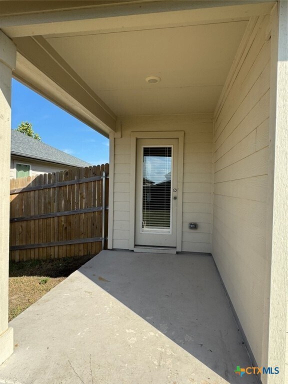 Foto del edificio - 908 Adler Way