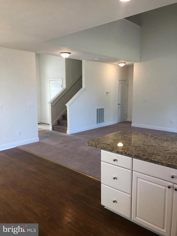 Building Photo - 211 Tubman Dr