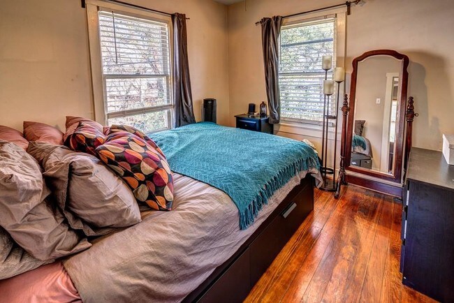 Foto del edificio - 1518 Harvard St