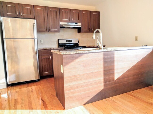 Foto del edificio - 576 4th Ave