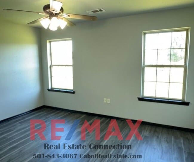 Building Photo - Sorry No Smoking and Pets Permitted with R...