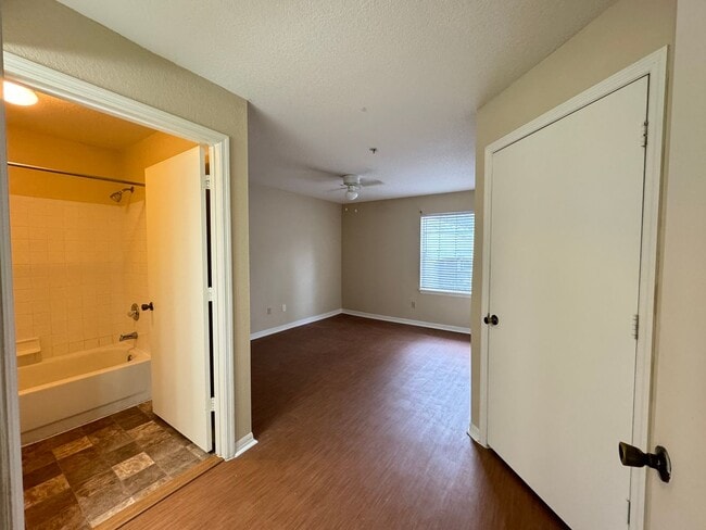 Building Photo - Two Bedroom Two Bath  Condo available for ...