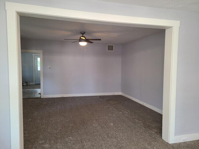 Foto del edificio - 317 N Market St