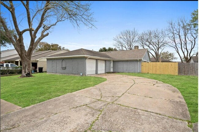 Foto del edificio - 6610 Rockergate Dr