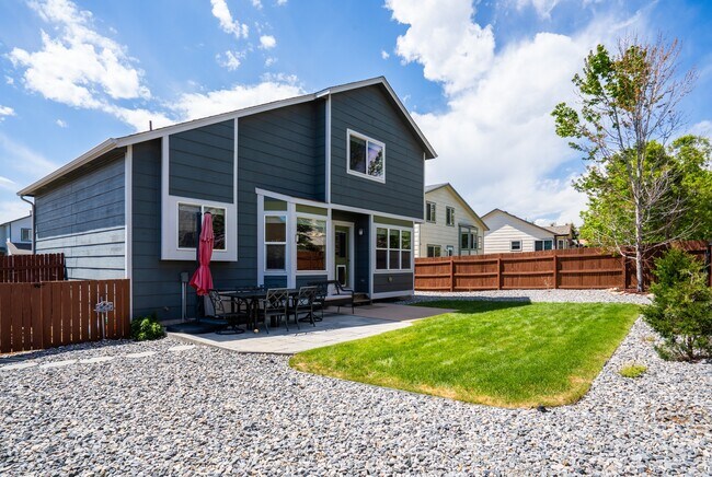 Building Photo - 5915 Pioneer Mesa Dr