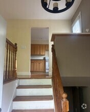 Building Photo - 44 E Lake Terrace