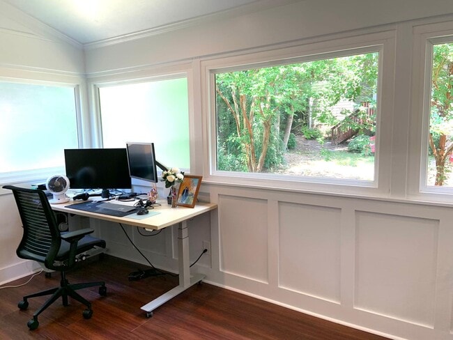 Building Photo - 907 Scotts Ridge Trl