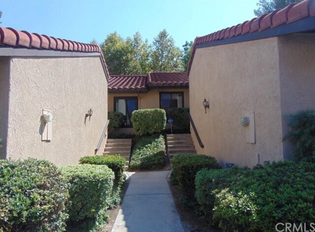 Primary Photo - 1079 Romney Dr