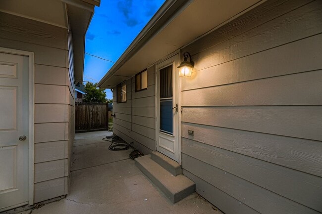 Photo - 3125 N Raleigh St Apartment