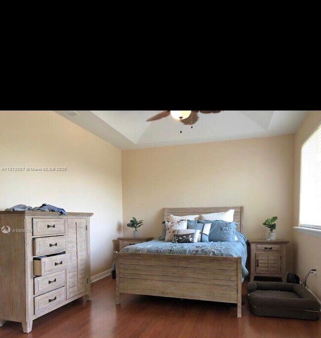 Foto del edificio - 4841 NW 107th Ct