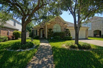 Building Photo - 3819 Shady Breeze Dr