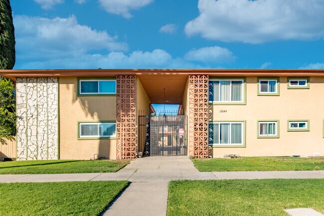 Building Photo - 17845 Sherman Way
