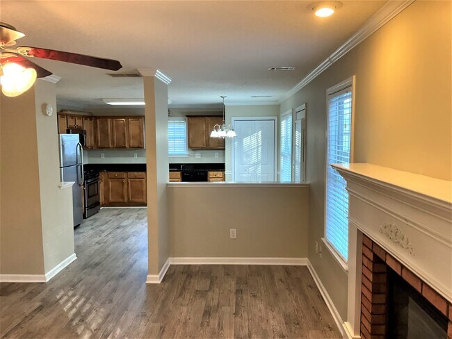 Building Photo - 29 Claiborne Trl