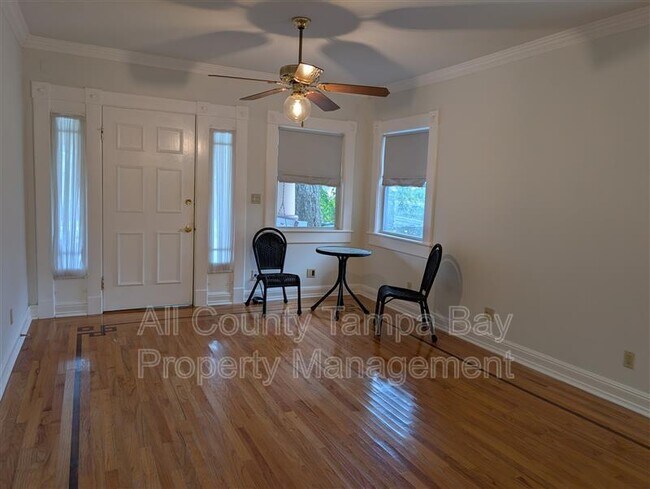 Building Photo - 4911 N Suwanee Ave