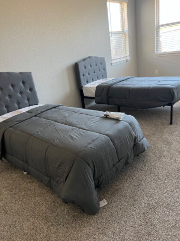 Foto principal - 6214 Scott Way