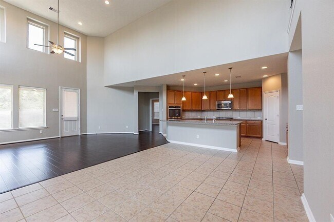 Foto del edificio - 28639 Cranford Sage Ln