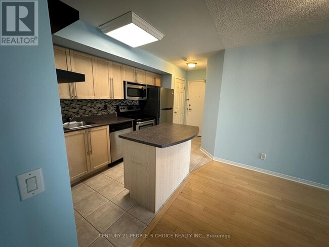 Building Photo - 30 Harrison Garden Blvd