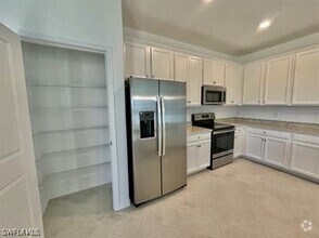Building Photo - 3434 Nombella Ct