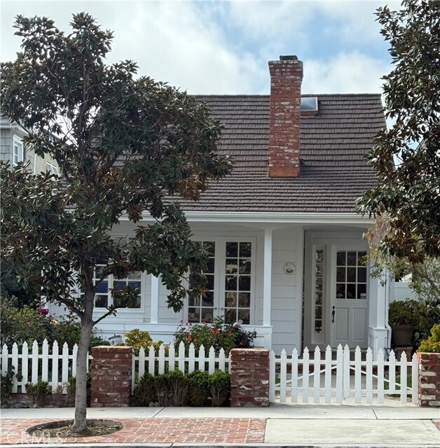 Primary Photo - 505 Dahlia Ave