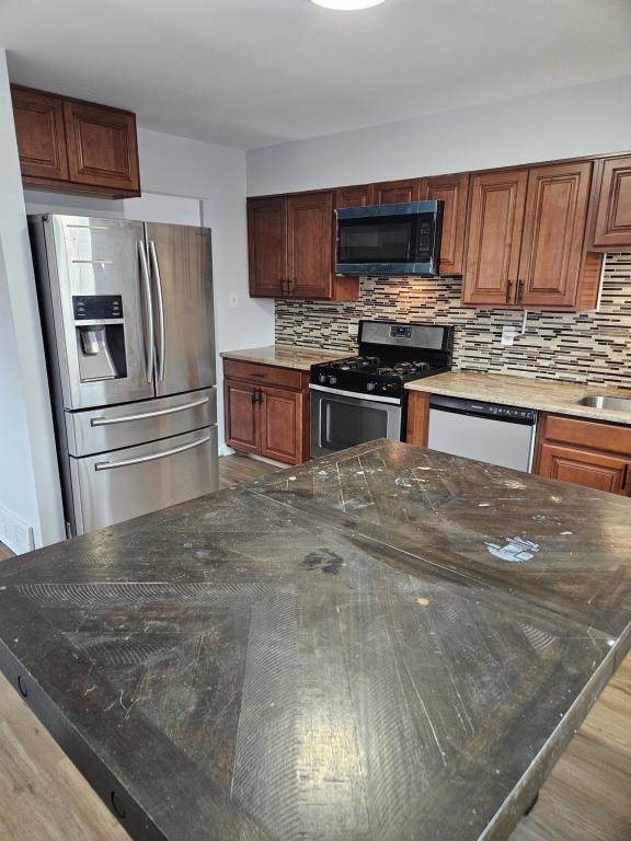 Foto del edificio - 1395 Freeland Ave