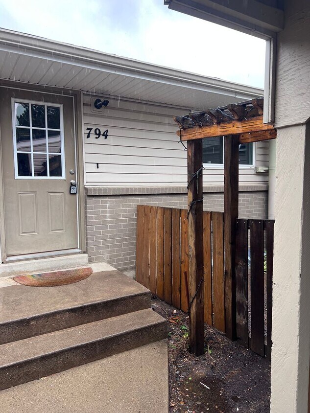 FANTASTIC 2 Bed 2 Bath Townhome in Lafayet... - FANTASTIC 2 Bed 2 Bath Townhome in Lafayet...