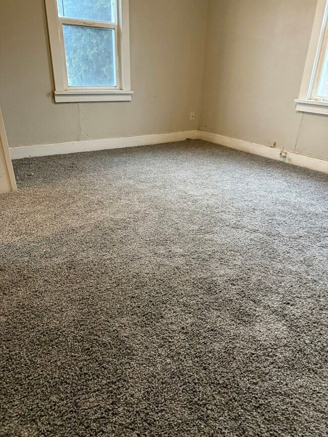 Foto del edificio - 735 3rd Ave N