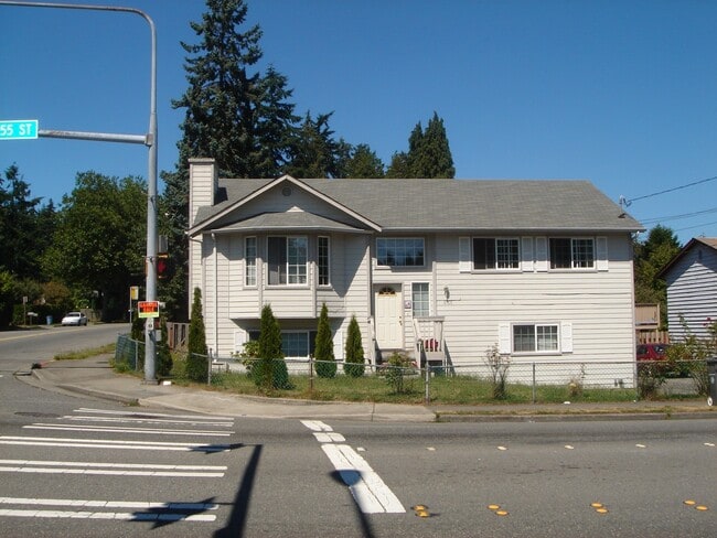 Building Photo - Newly remodel 4 bed 3 bath home in Shoreline