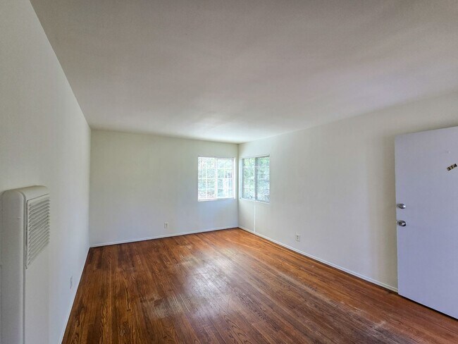 Foto del edificio - 310 N Florence St