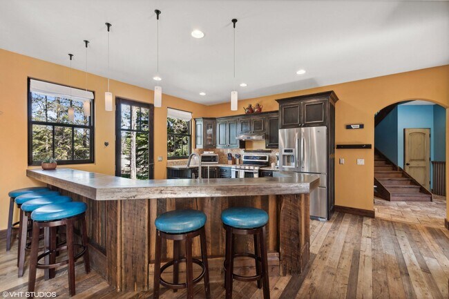 Foto del edificio - Charming 4 bedroom Home in Whitefish on 3 Acres