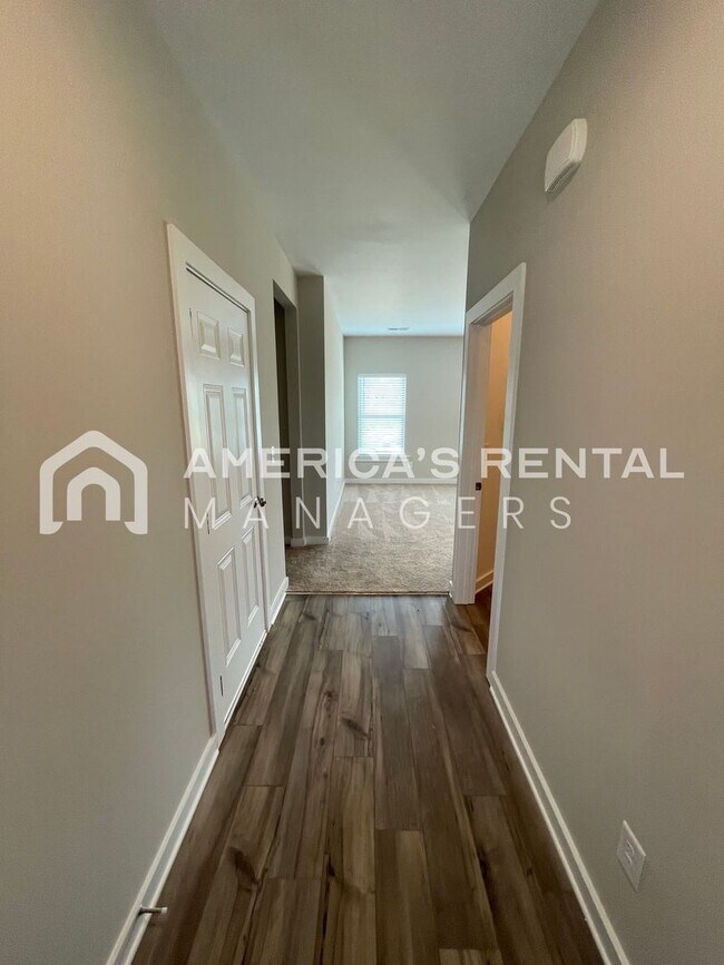 Foto del edificio - Home for Rent in Eva, AL!! Available to View Now!!!
