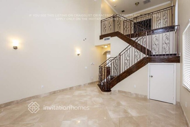 Foto del edificio - 15582 SW 13th Terrace