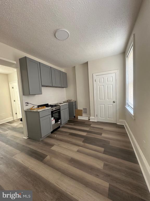 Foto principal - 1532 S 2nd St