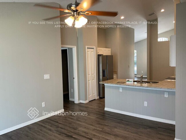 Building Photo - 30939 Stone Arch Ave