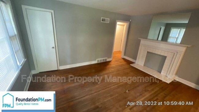 Building Photo - 5262 Cottonwood Rd
