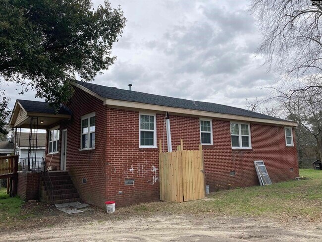 Building Photo - 1149 Allen St