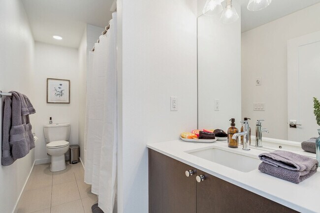 Foto del edificio - 1112 13th Ave