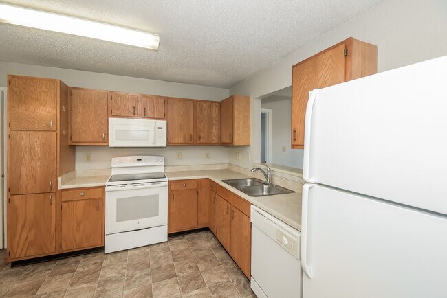 Foto del edificio - 2822 Woodfield Blvd