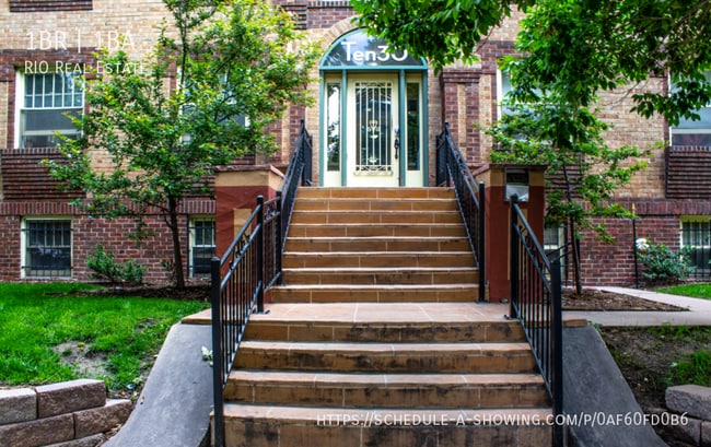 Photo - 1030 N Pearl St Apartment