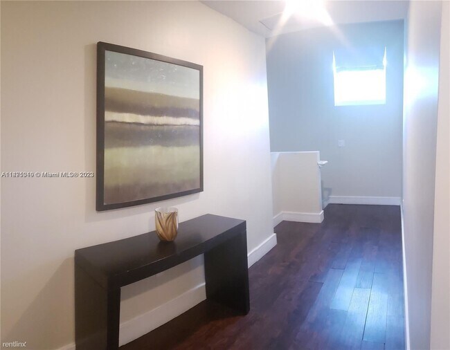 Foto del edificio - 3 br, 4 bath House - 5300 NW 87th Ave # 812