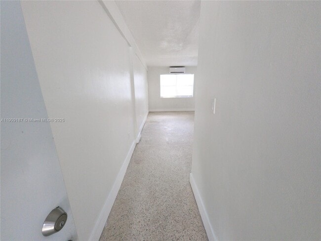 Foto del edificio - 2000 NW 29th St