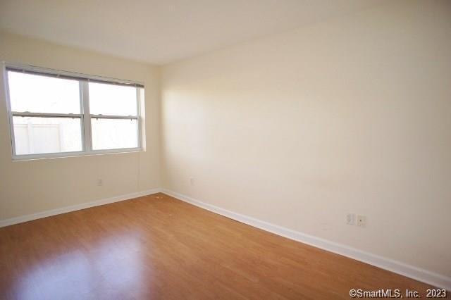 Foto del edificio - 16 Oakwood Ave